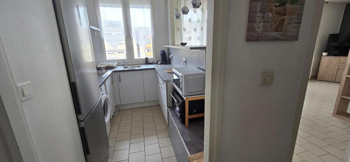 T2 Centre Avec Balcon * Beziers